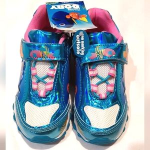 🌟HOST PICK🌟 Disney Finding Dory Light Up Girls Sneakers NWT Sz 6, 7, 9 & 10